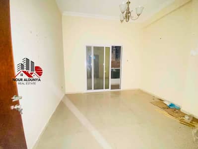 Studio for Rent in International City, Dubai - IMG_9443. jpg