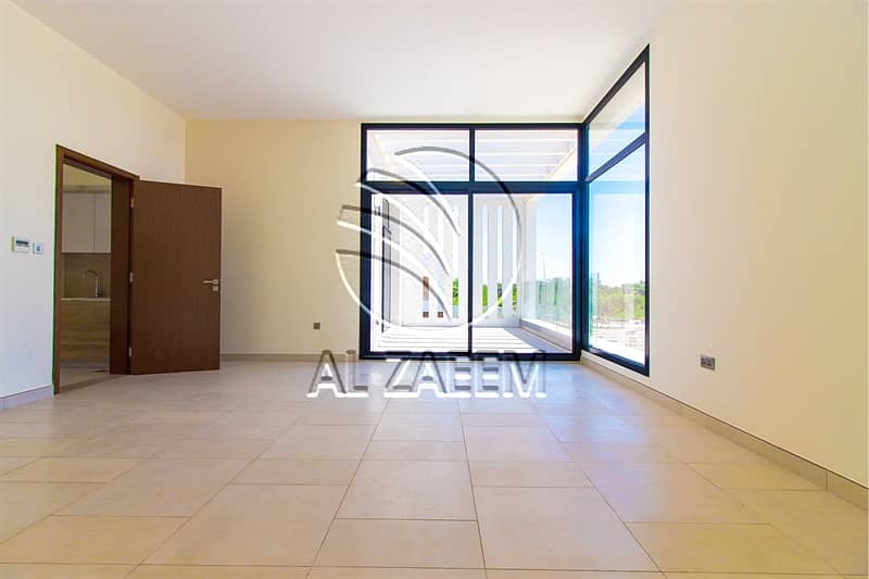 13 5 Bedroom Villa West Yas (20). jpg