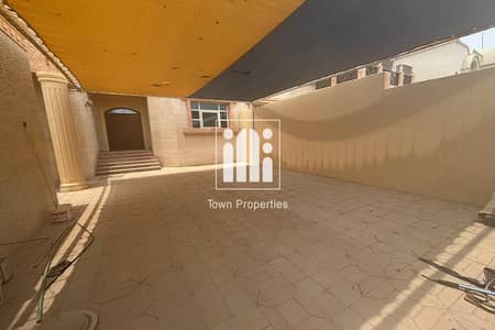 8 Bedroom Villa for Rent in Between Two Bridges (Bain Al Jessrain), Abu Dhabi - 02. jpg