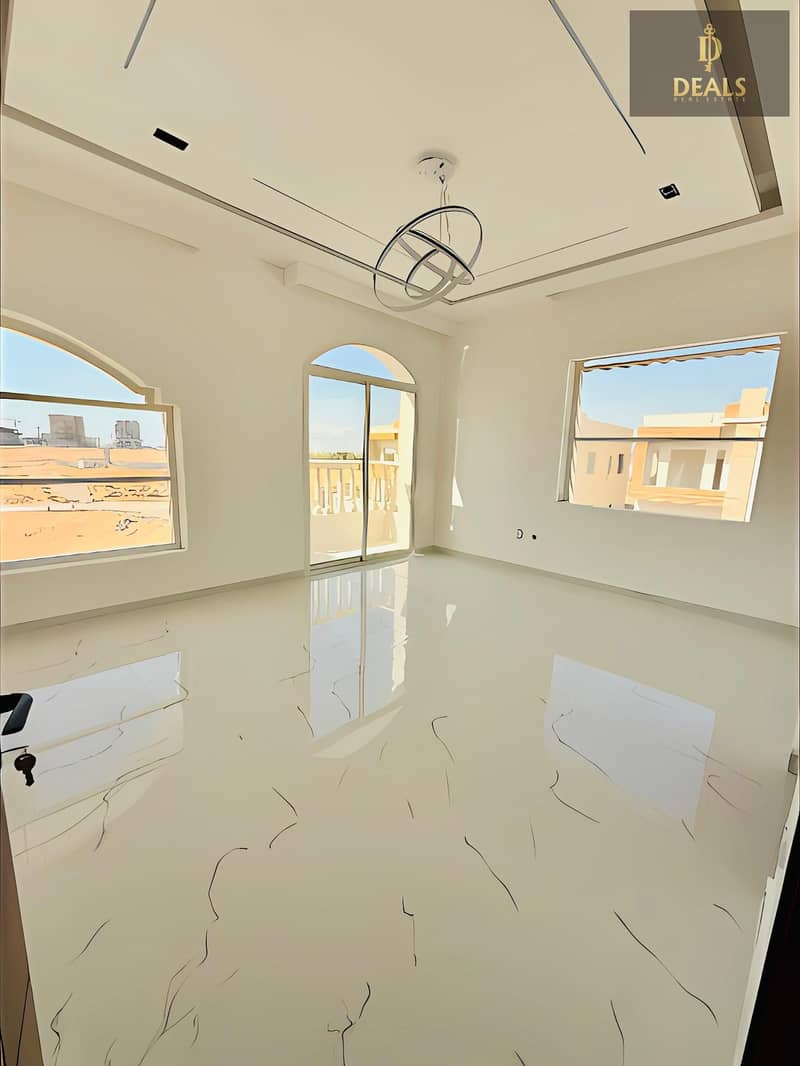 4 نايا 2. jpg
