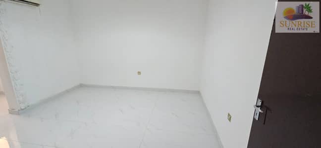 Studio for Rent in Al Khalidiyah, Abu Dhabi - 1000543042. jpg