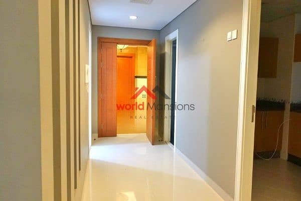 2 hallway(1). jpg