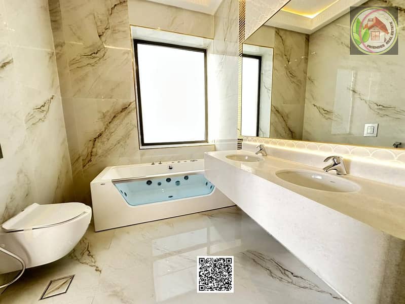 20 197177ce-d404-4d8a-8bbe-54eb8acb1adb. jpg
