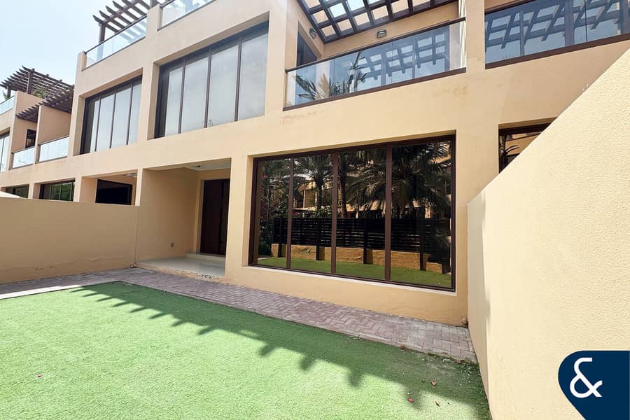 Just Listed | Spacious 4-Bedroom Townhouse | Move-In Ready