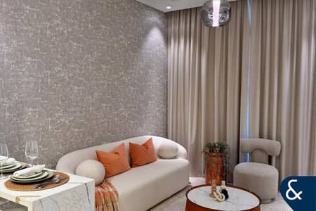 2 Bedroom Apartment for Sale in Business Bay, Dubai - Modern | Two Bedrooms | Vacant | Luxury