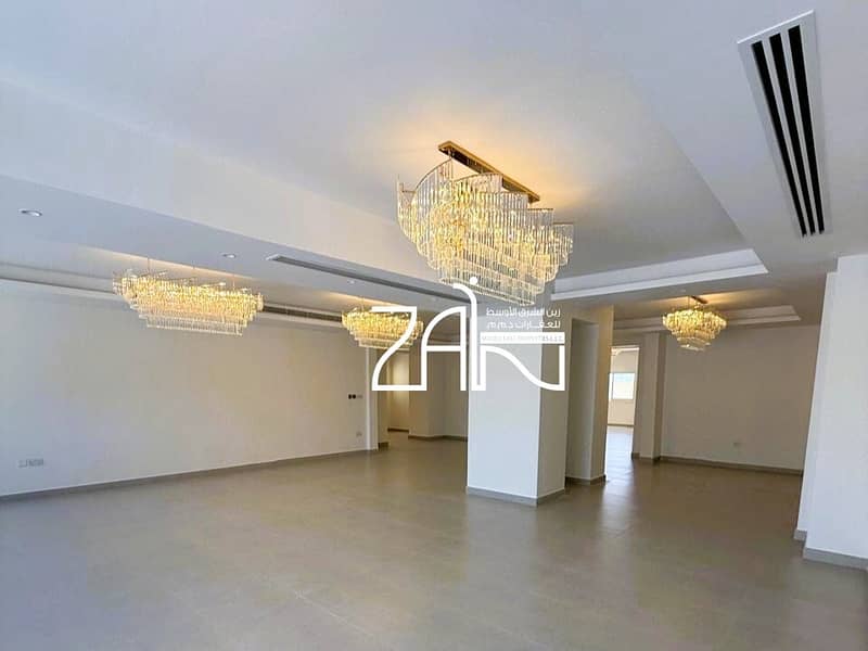 Modern 6BR Villa Ready to Move In Top Quality