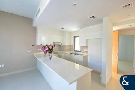 4 Bedroom Villa for Rent in Dubai Hills Estate, Dubai - Park-backing| Vacant| Unfurnished| mid-unit