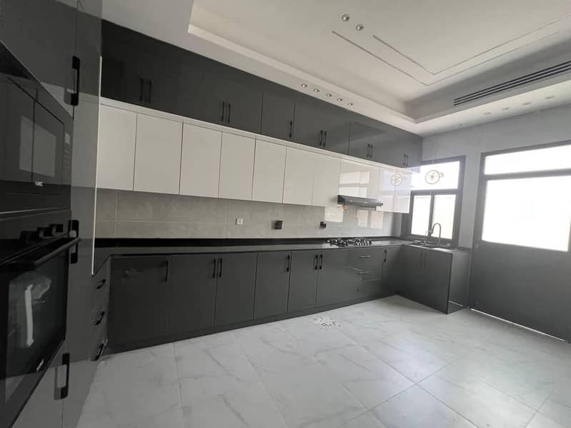 4 صورة واتساب بتاريخ 2025-06-30 في 10.25. 32_b7d85136. jpg