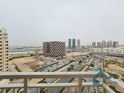 2 Bedroom Apartment for Rent in Liwan, Dubai - SPACIOUS 2 BHK | SKYLINE VIEW | PRIME LOACTION