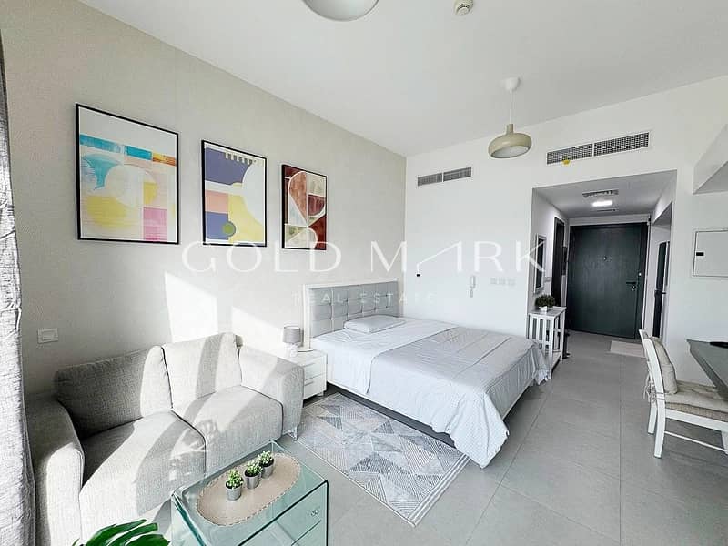 Modern Studio I Stylish I Fully Furnished Modern Studio I Stylish I Fully Furnished