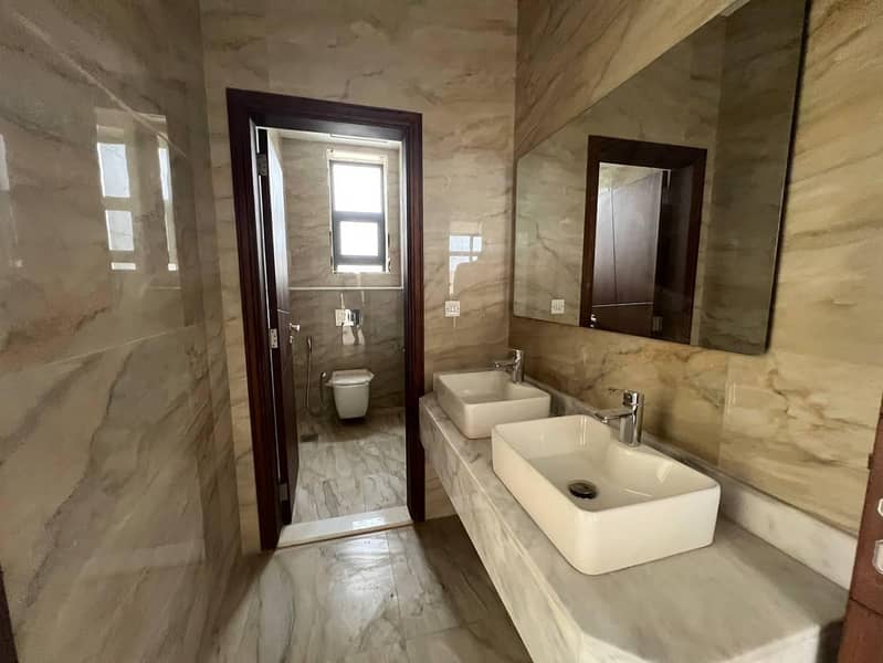 4 صورة واتساب بتاريخ 2025-06-30 في 10.38. 16_262e136b. jpg