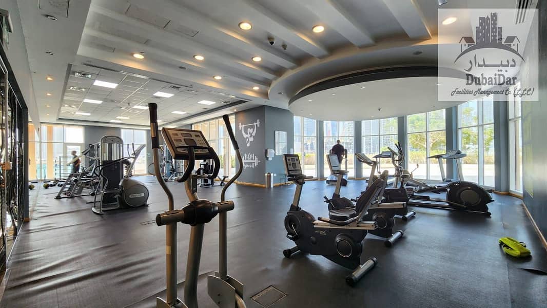 10 gym. jpg