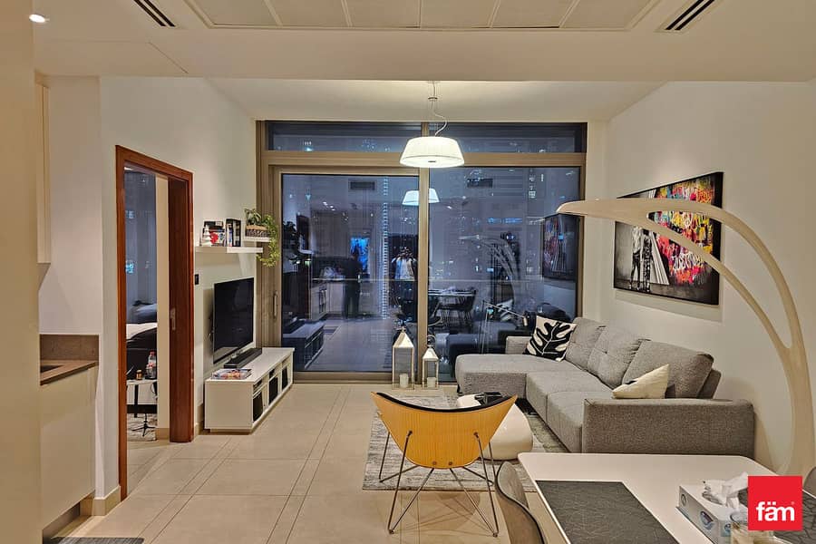 Marina Facing | High Floor | Vacant Mid August Marina Facing | High Floor | Vacant Mid August