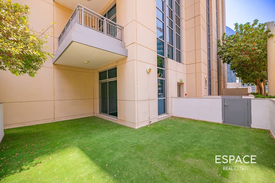 位于迪拜市中心,克拉伦大厦,克拉伦1号大厦 2 卧室的公寓 190000 AED - 12072928 位于迪拜市中心,克拉伦大厦,克拉伦1号大厦 2 卧室的公寓 190000 AED - 12072928