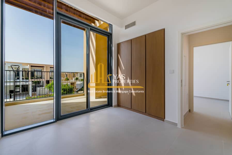 10 GREEN VIEWS 3 4BRM VILLA-36. JPG