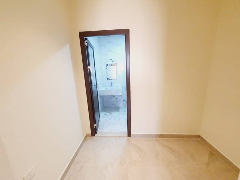 20 1000077063. jpg