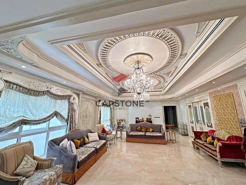 Private Garden | Luxury Interiors | Massive Layout