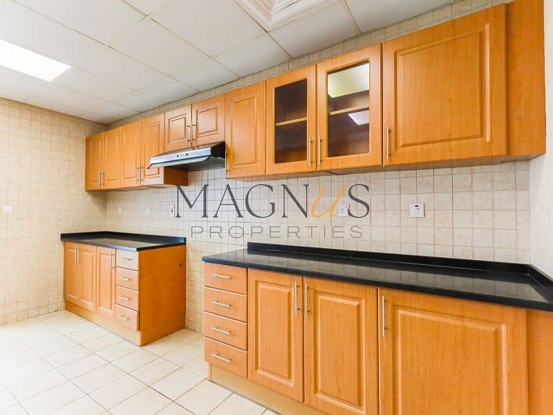 18 Al seef 2 - Kitchen (3). JPG