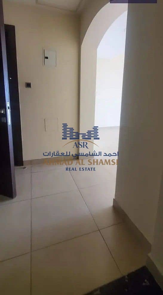 10 asas tower in door. jpg