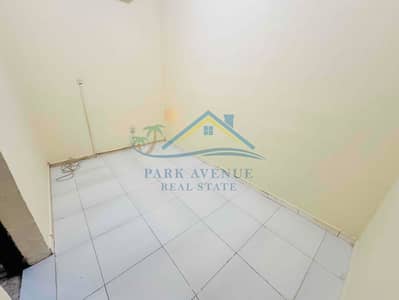 Studio for Rent in Al Falah Street, Abu Dhabi - IMG_1298. jpg