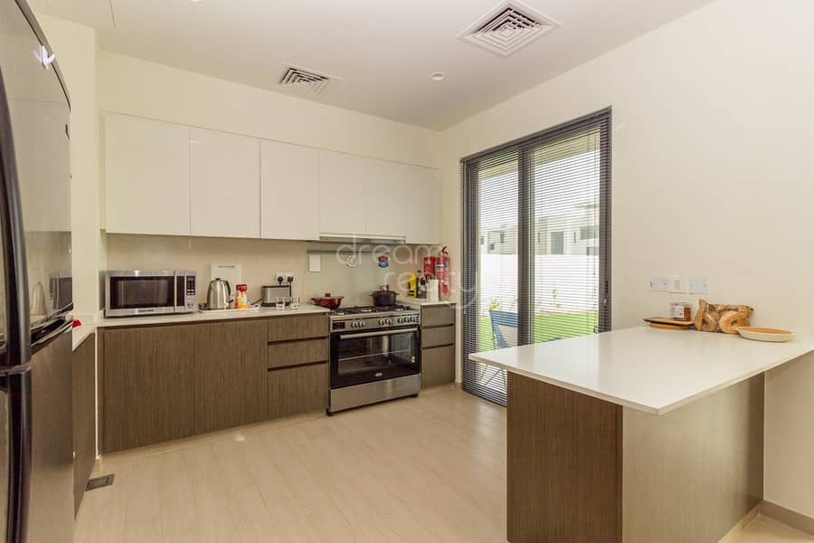 7 DR - Dubai South - Golf Links - Villa 165 - 4BR Furnished - Sajitha (8 of 43). jpg