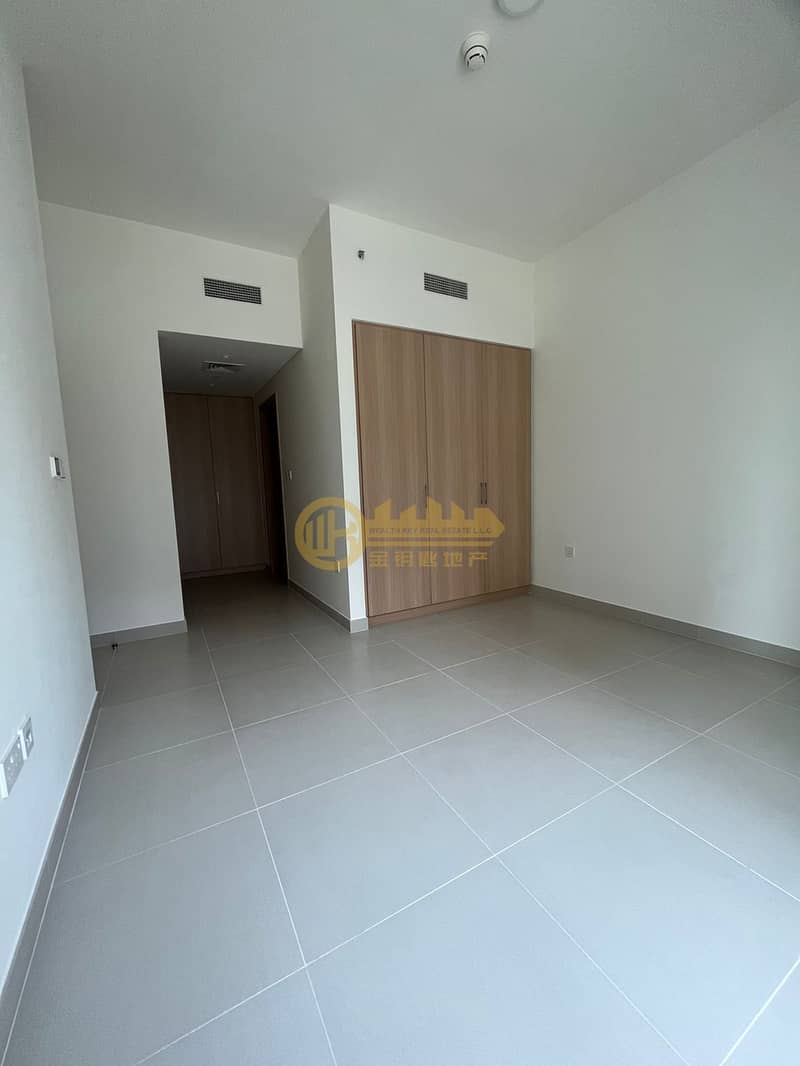 6 556e9079-4fee-45bd-9378-f10beaad13d5. JPG