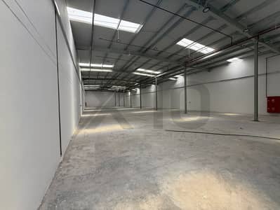 Warehouse for Rent in Umm Ramool, Dubai - Brand New Warehouse | Fitted | Near Airport