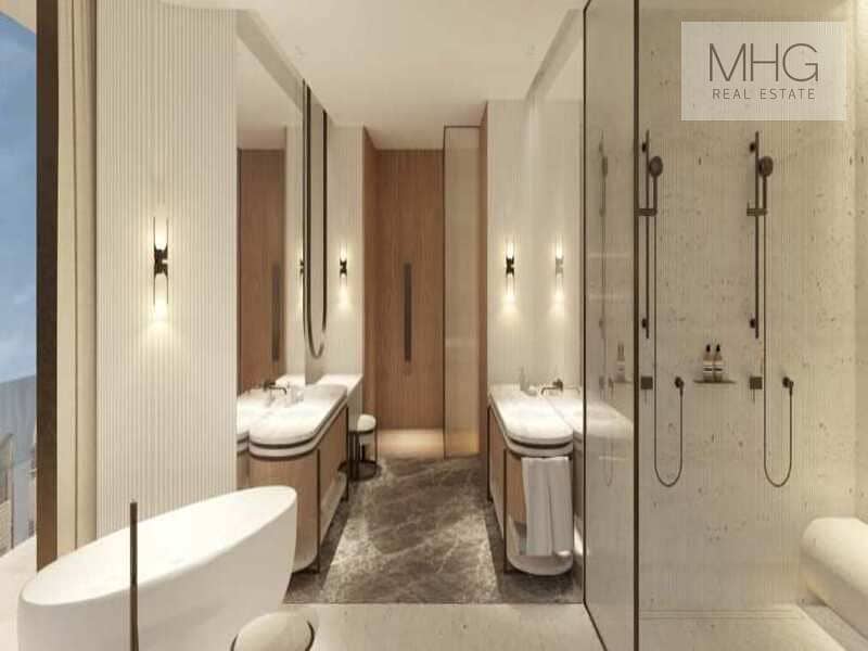 18 Ritz 22. jpg