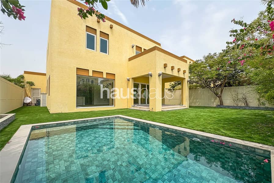 位于朱美拉公园社区,传承别墅区 3 卧室的别墅 420000 AED - 12076969 位于朱美拉公园社区,传承别墅区 3 卧室的别墅 420000 AED - 12076969