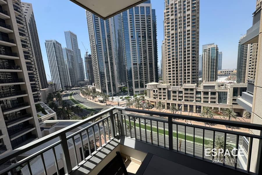 Luxury Apartment | Vacant | 2 Parking