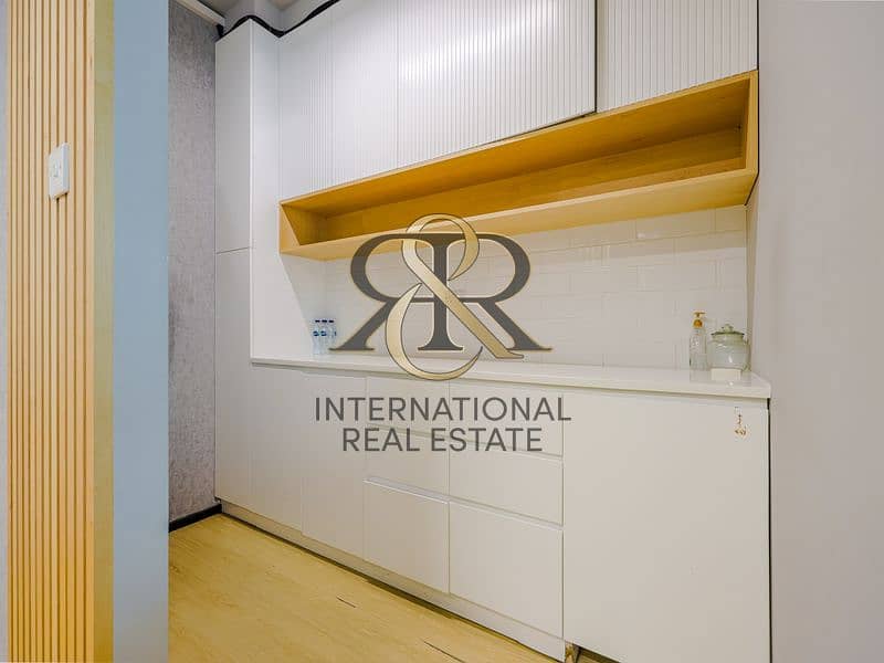 18 0R9A0747-HDR. jpg