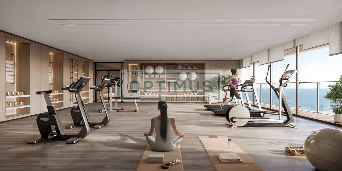 9 24_11_11_Al-Marjan_Gym_people. jpg