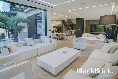 5 Bedroom Villa for Sale in Jumeirah Golf Estates, Dubai - Luxurious Villa | Golf Course Living