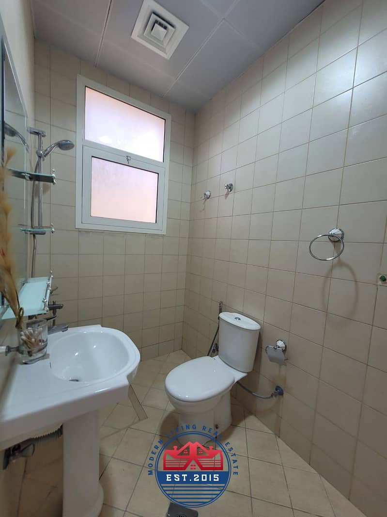 14 65cdfbdf-a39d-4666-a0b3-5e3edae8c71f. jpg