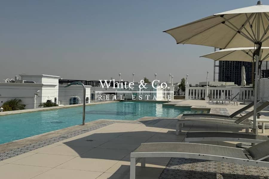 位于阿尔扬街区，胜利大道公寓 的公寓 669999 AED - 12079393