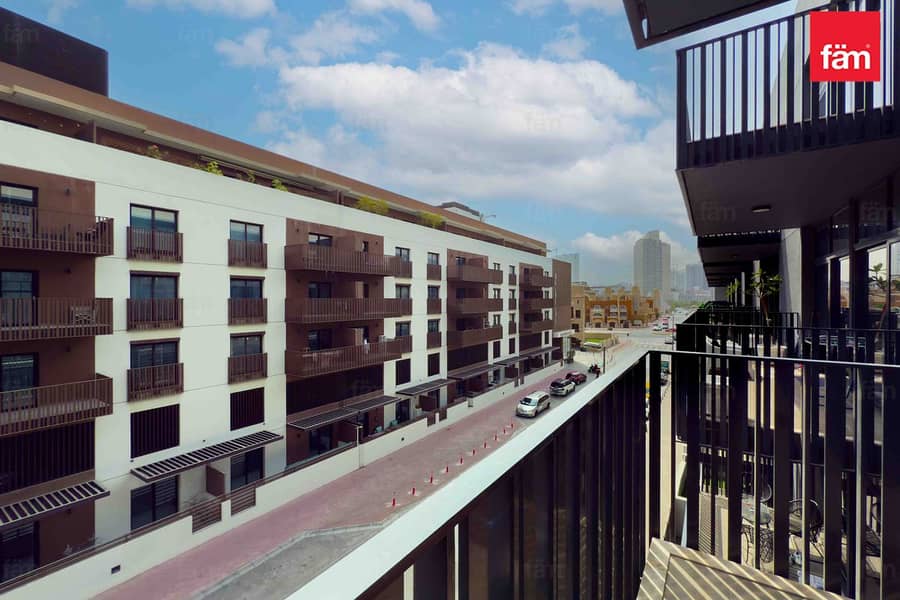 Ellington | Low Rise Building | Prime Location