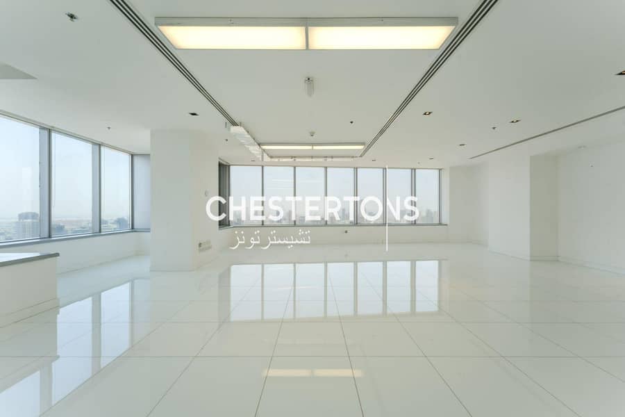 位于汽车城，权威大厦 的写字楼 20000000 AED - 12010805