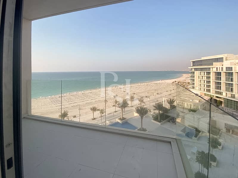 2 mamsha-t9-saadiyat-island-abu-dhabi-balcony-view (2). jpg
