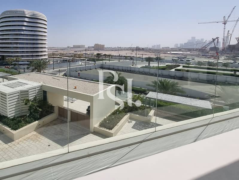10 mamsha-saadiyat-island-abu-dhabi-balcony. jpg