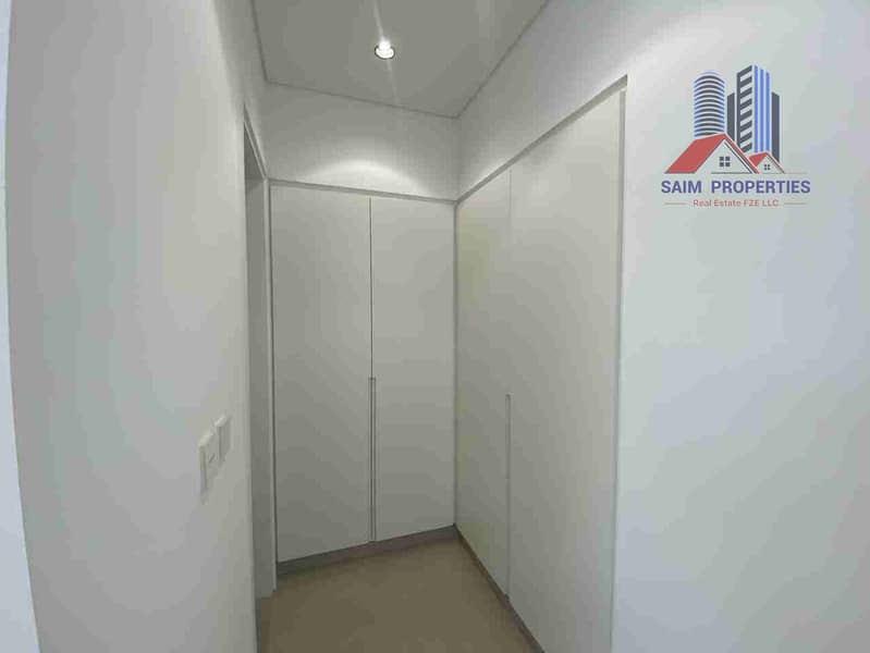 23 1000204050. jpg