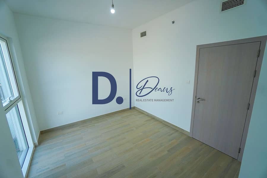 5 DSC07945. png