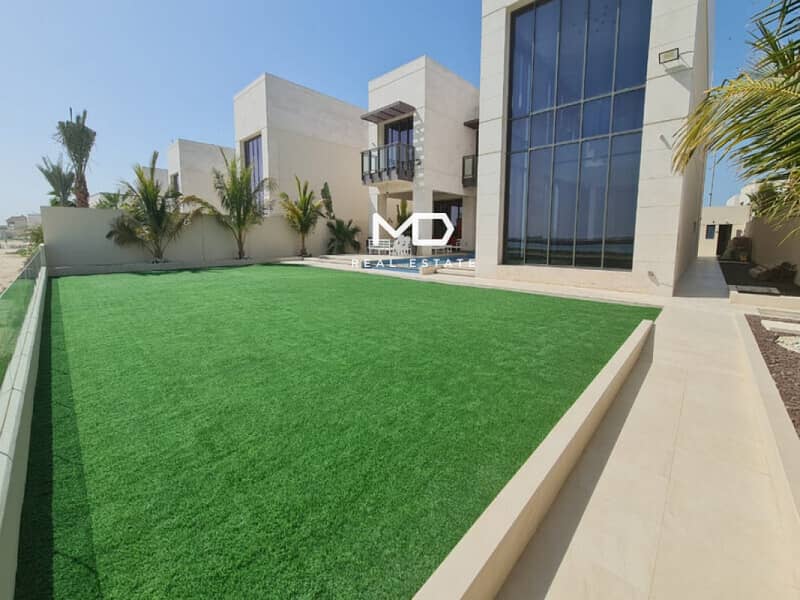 Stunning Mangrove Views | Luxury 6 Bedroom Villa