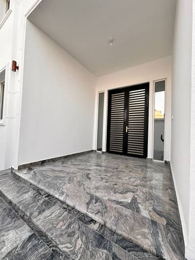 Studio for Rent in Al Shawamekh, Abu Dhabi - ed638b67-37b4-46dc-ac24-eb21986cf6c3. jpg