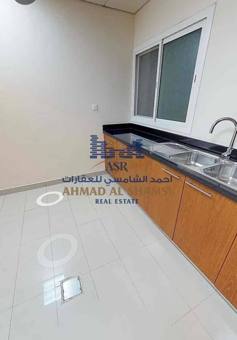 7 fa5ca2a5-75a0-4d98-9877-7ab01733d9ac. jpg