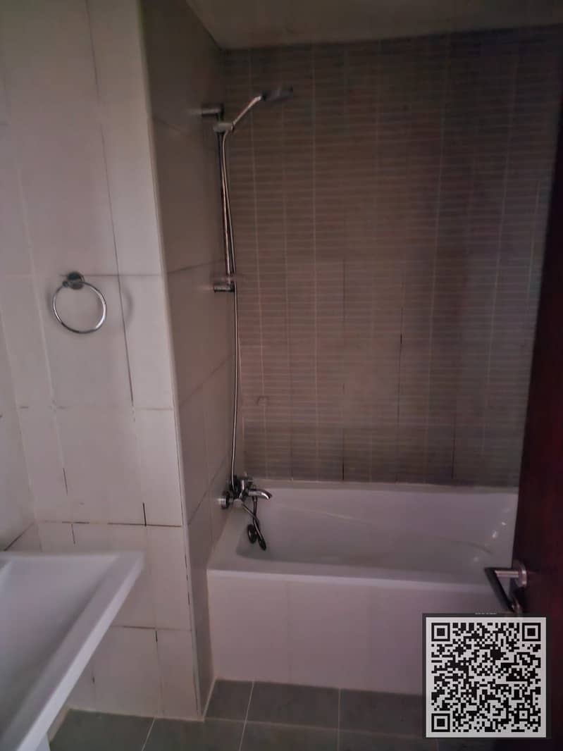 14 1a344f2a-27ca-4090-bbec-c68c80d94cec. jpg