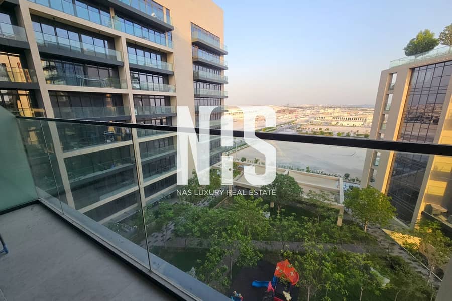 Luxurious Living| Prime Location| Garden & Pool