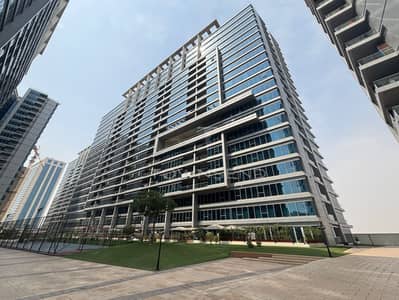 2 Bedroom Apartment for Sale in Dubai Land Residence Complex, Dubai - Corner Apartment | High Floor | Spacious