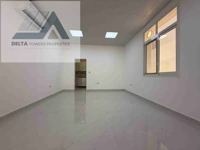 استوديو  للايجار في مدينة الرياض، أبوظبي - 1000068701. jpg