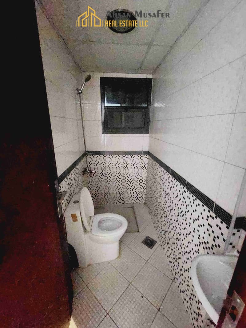 9 1000949294. jpg