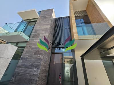 5 Bedroom Villa for Rent in Jumeirah, Dubai - 20250422_151758. jpg
